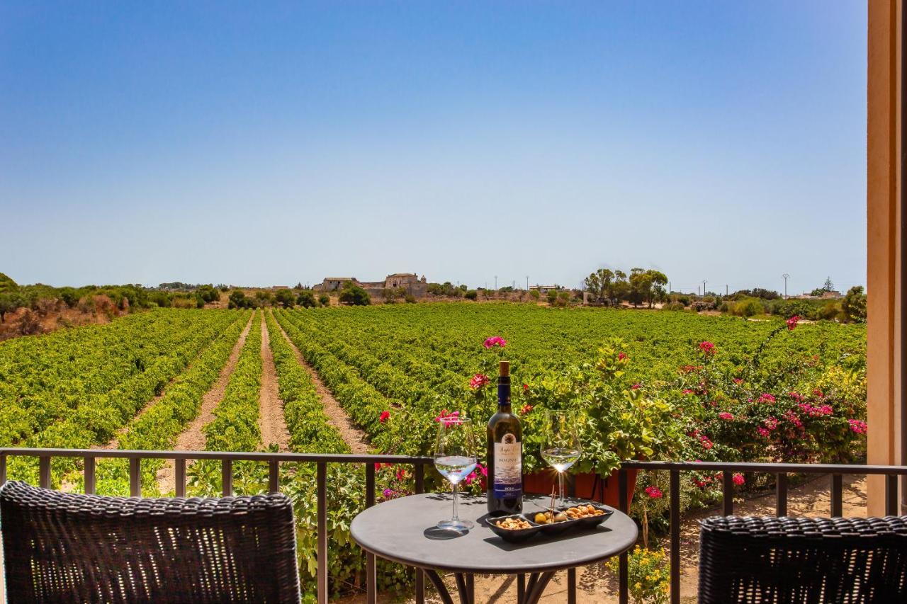 Hotel Baglio Oneto Dei Principi Di San Lorenzo - Luxury Wine Resort Марсала Екстериор снимка